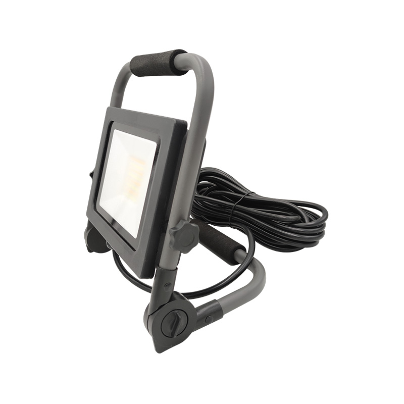 High Lumen IP65 Waterproof Portable LED Working Lights with Bracket Handle 10W/20W/30W/50W with Wire and Aluminum